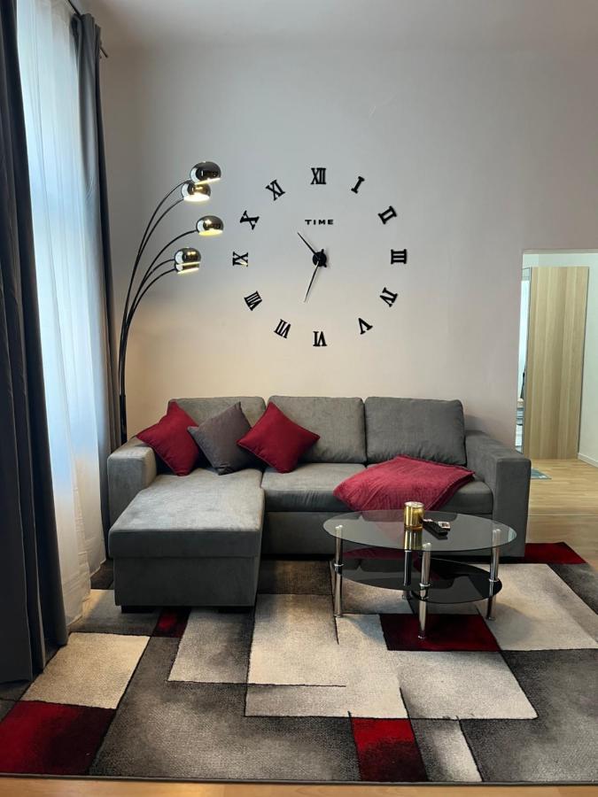 Spacious & Deluxe Big Apartment Near Prater Vienna Exterior photo