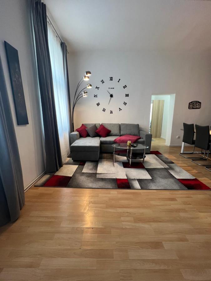 Spacious & Deluxe Big Apartment Near Prater Vienna Exterior photo