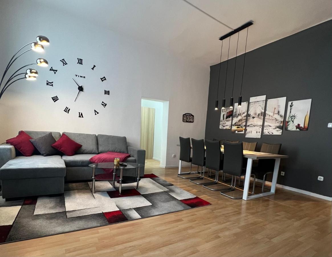 Spacious & Deluxe Big Apartment Near Prater Vienna Exterior photo