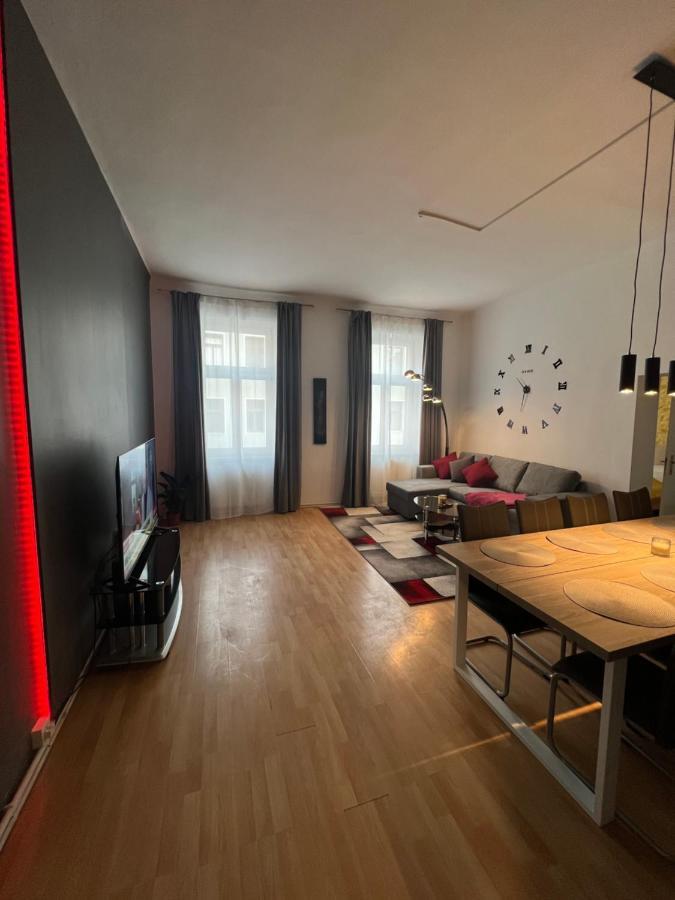 Spacious & Deluxe Big Apartment Near Prater Vienna Exterior photo