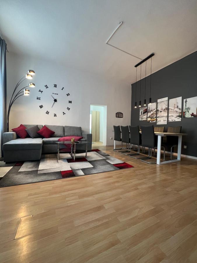 Spacious & Deluxe Big Apartment Near Prater Vienna Exterior photo